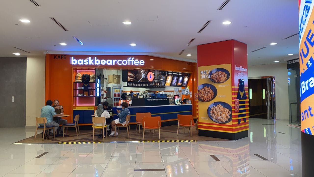 Bask Bear Coffee • 1 Utama