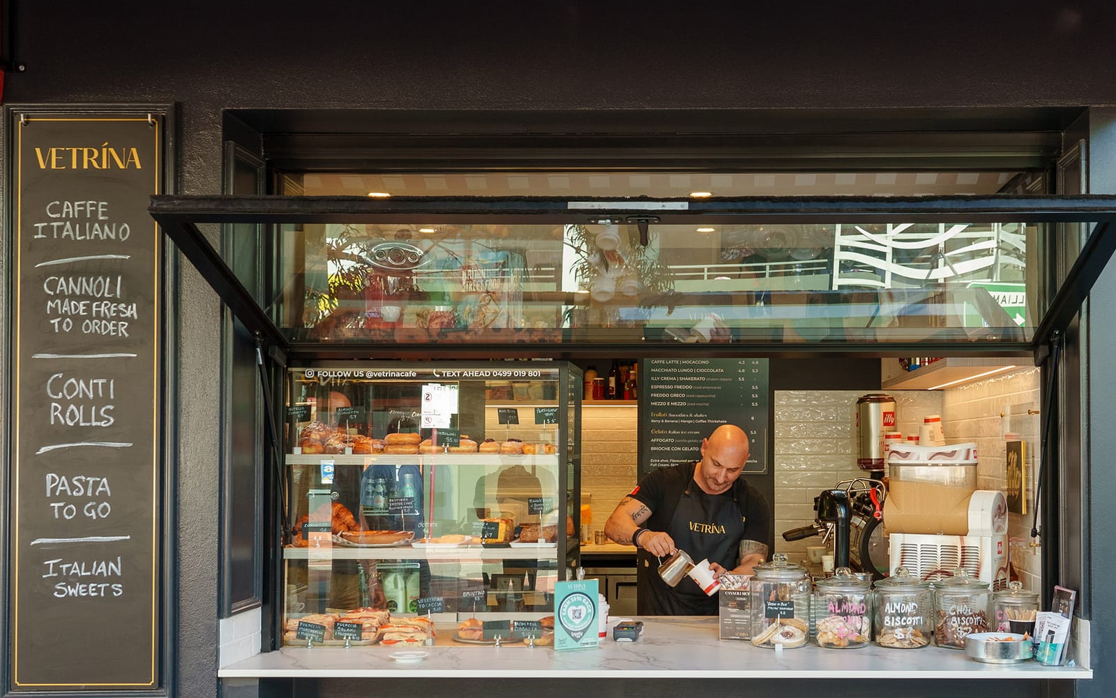 Vetrina Espresso Bar photo 4