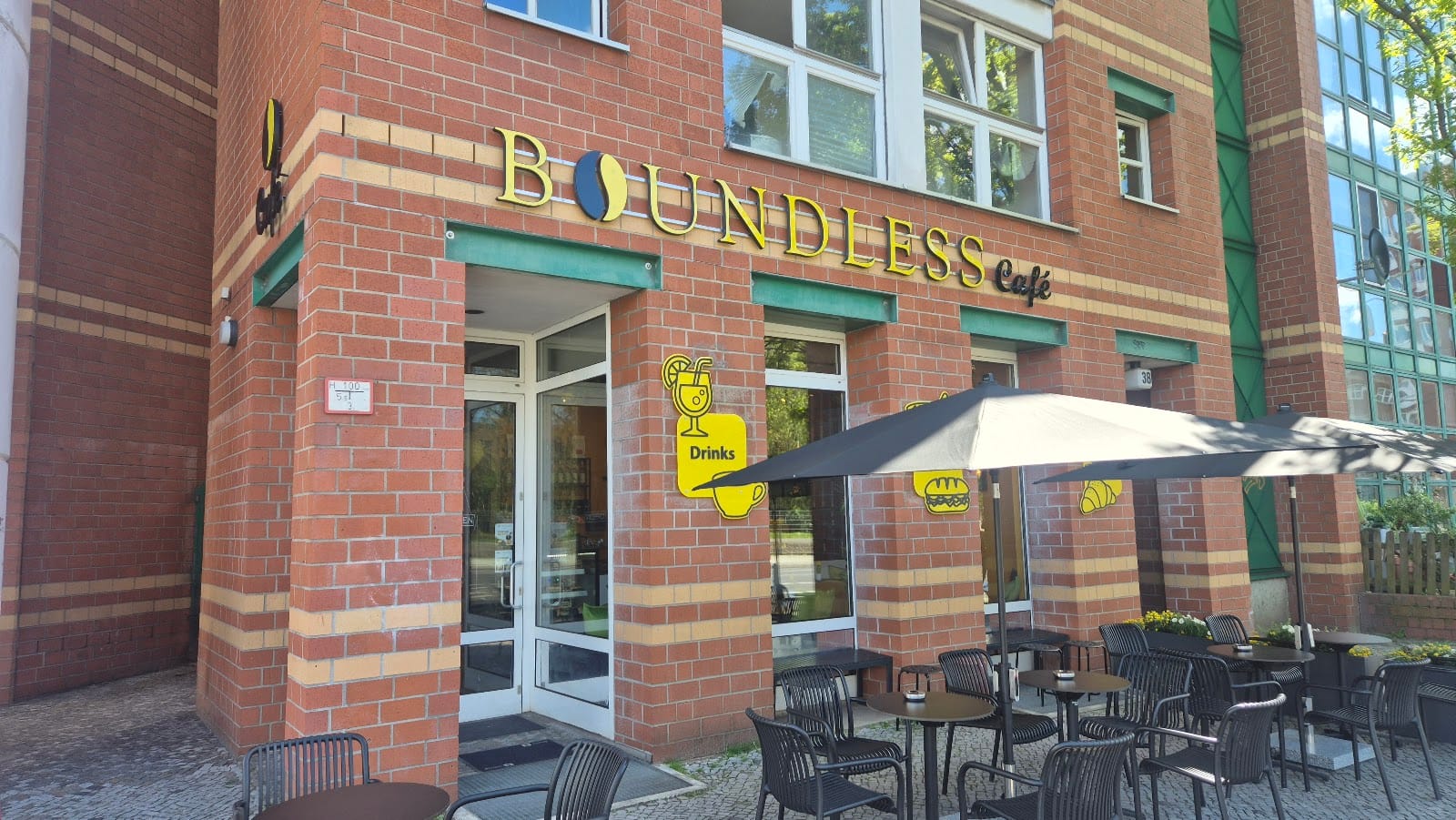 Boundless Café