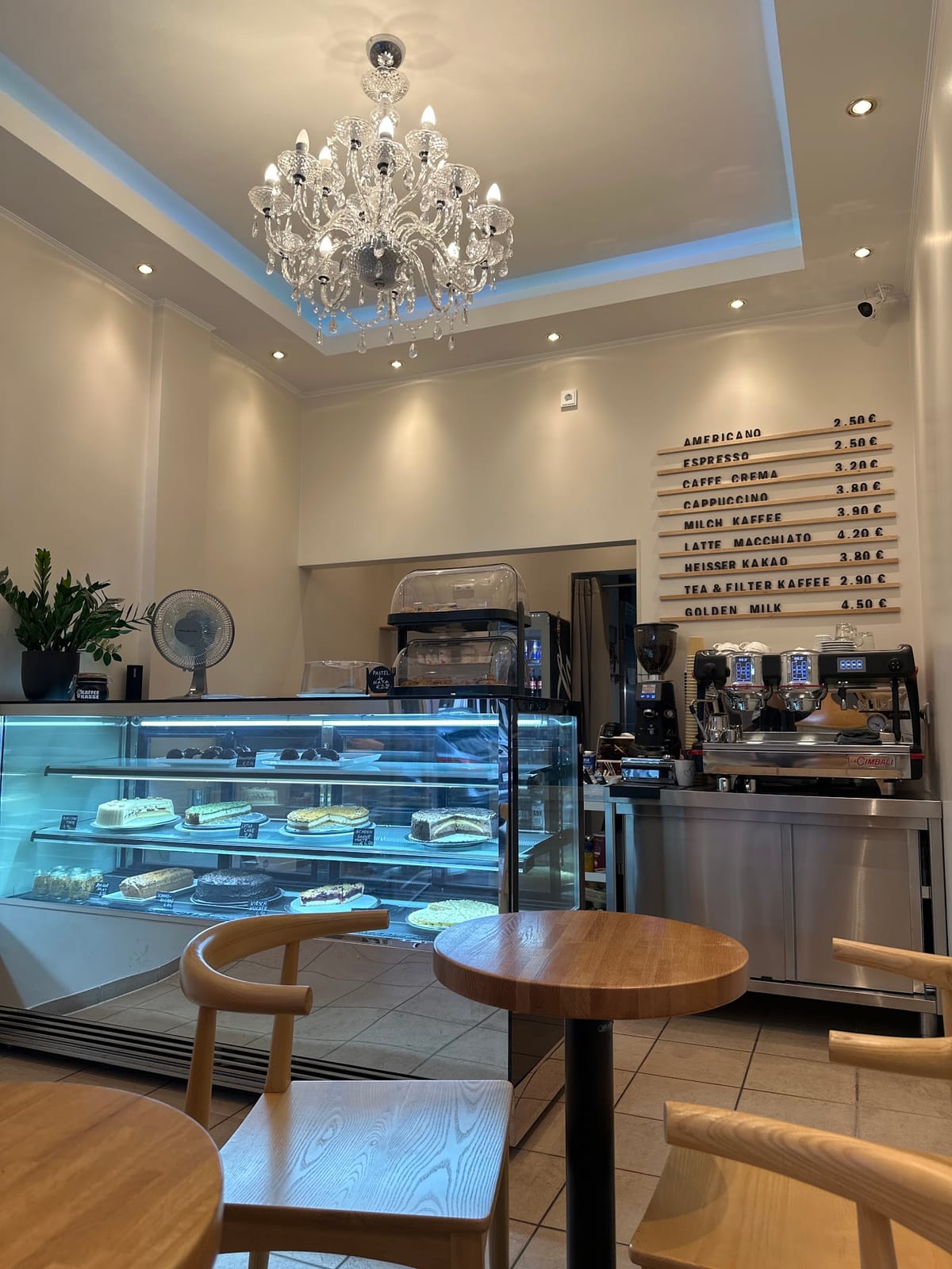 Ahoi Coffee & Deli