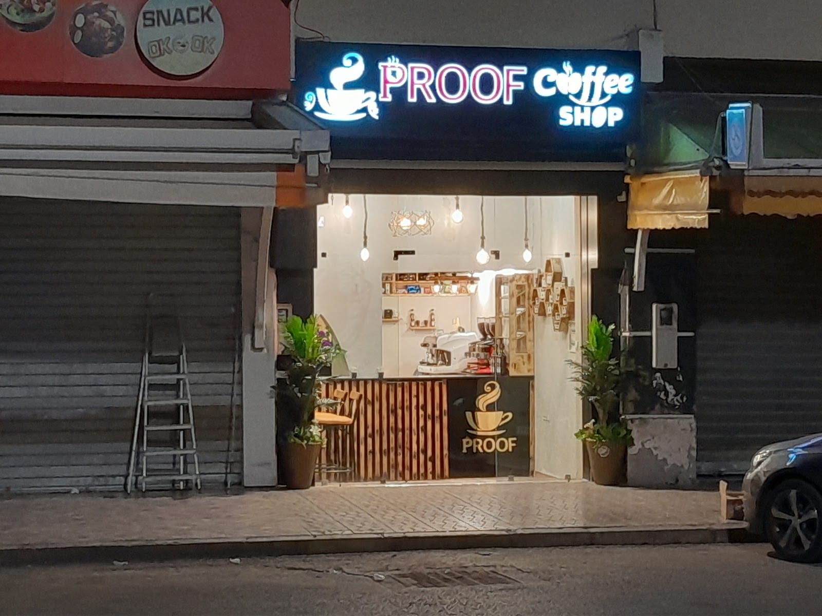 PROOF COFFEE SHOP SAADA