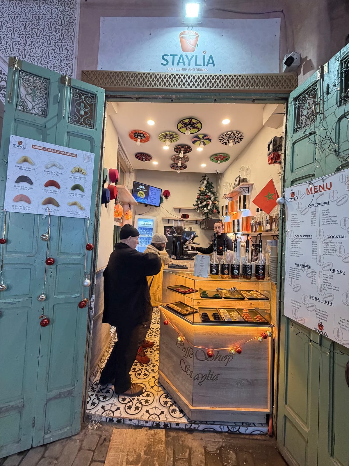 Coffee shop STAYLIA