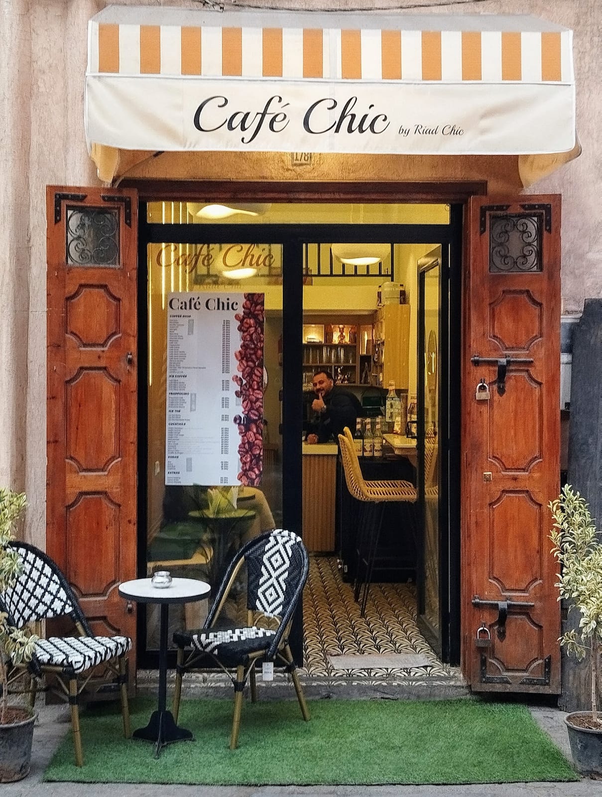 Café Chic