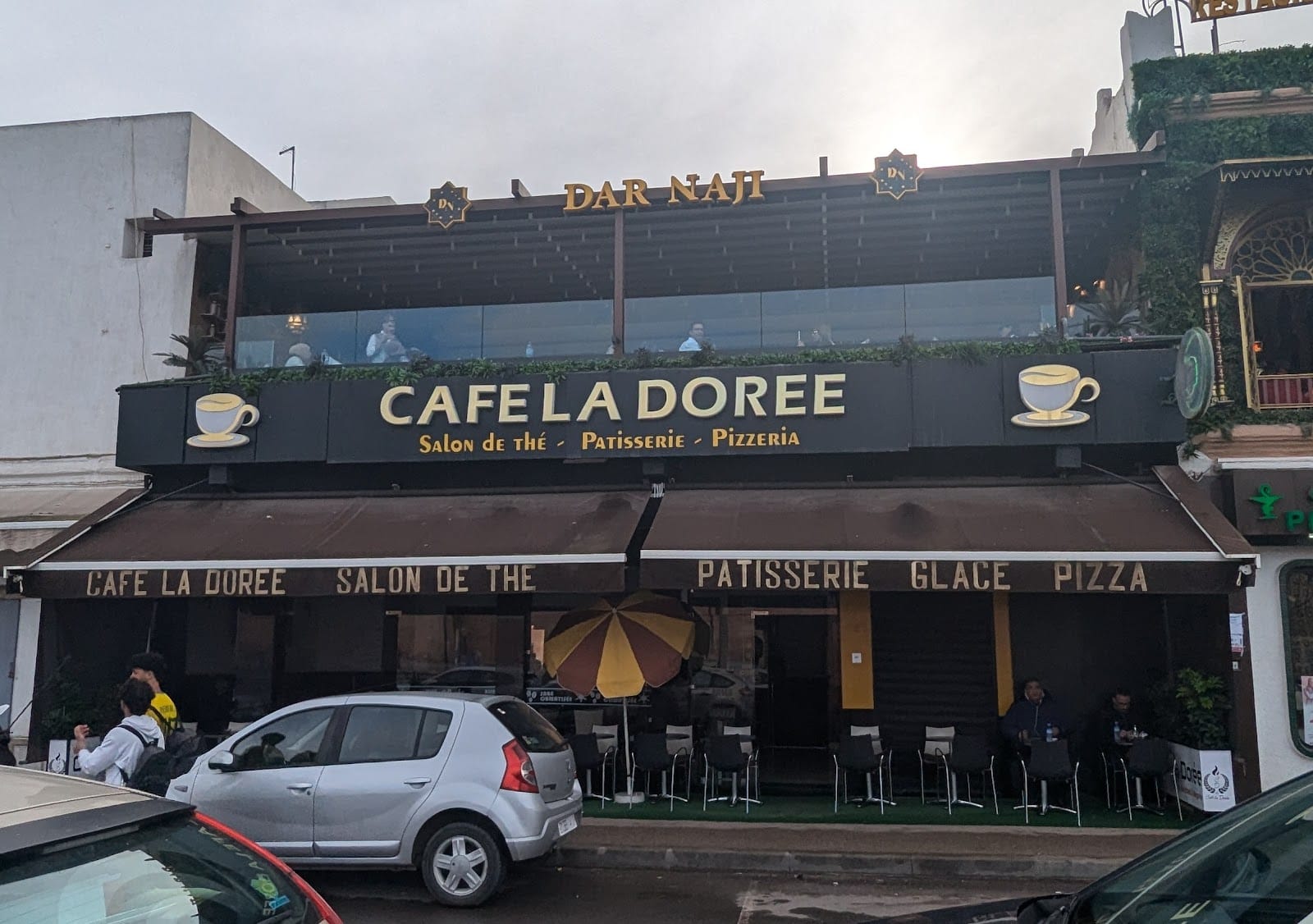La dorée café pâtisserie