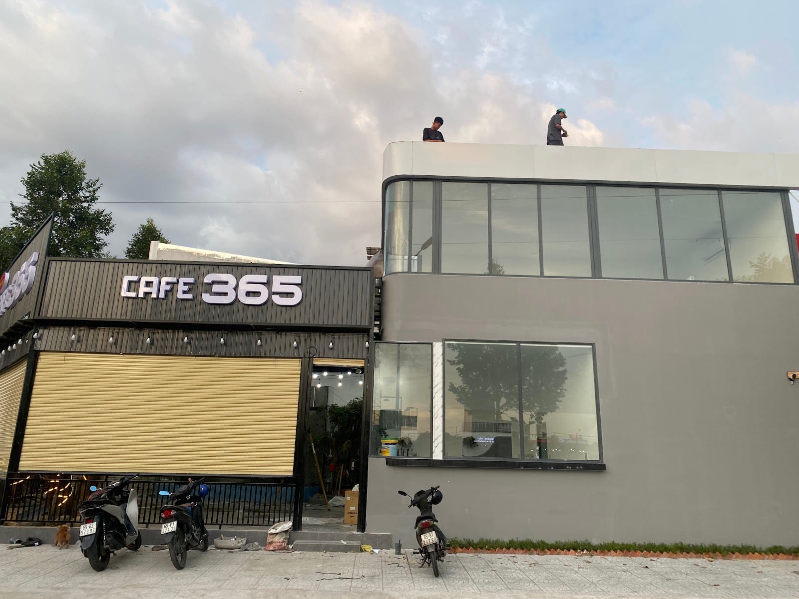 CAFE 365