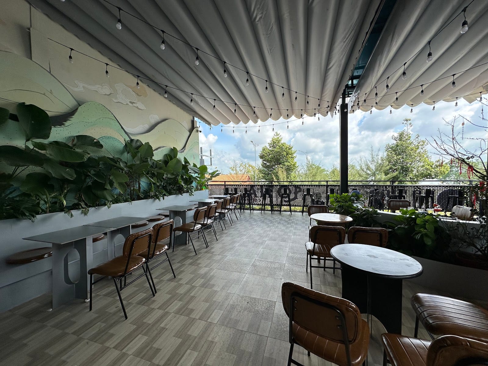 Lona Coffee House