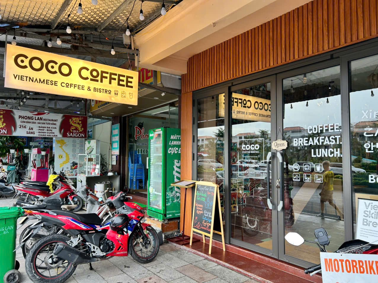 CoCo Coffee Bistro