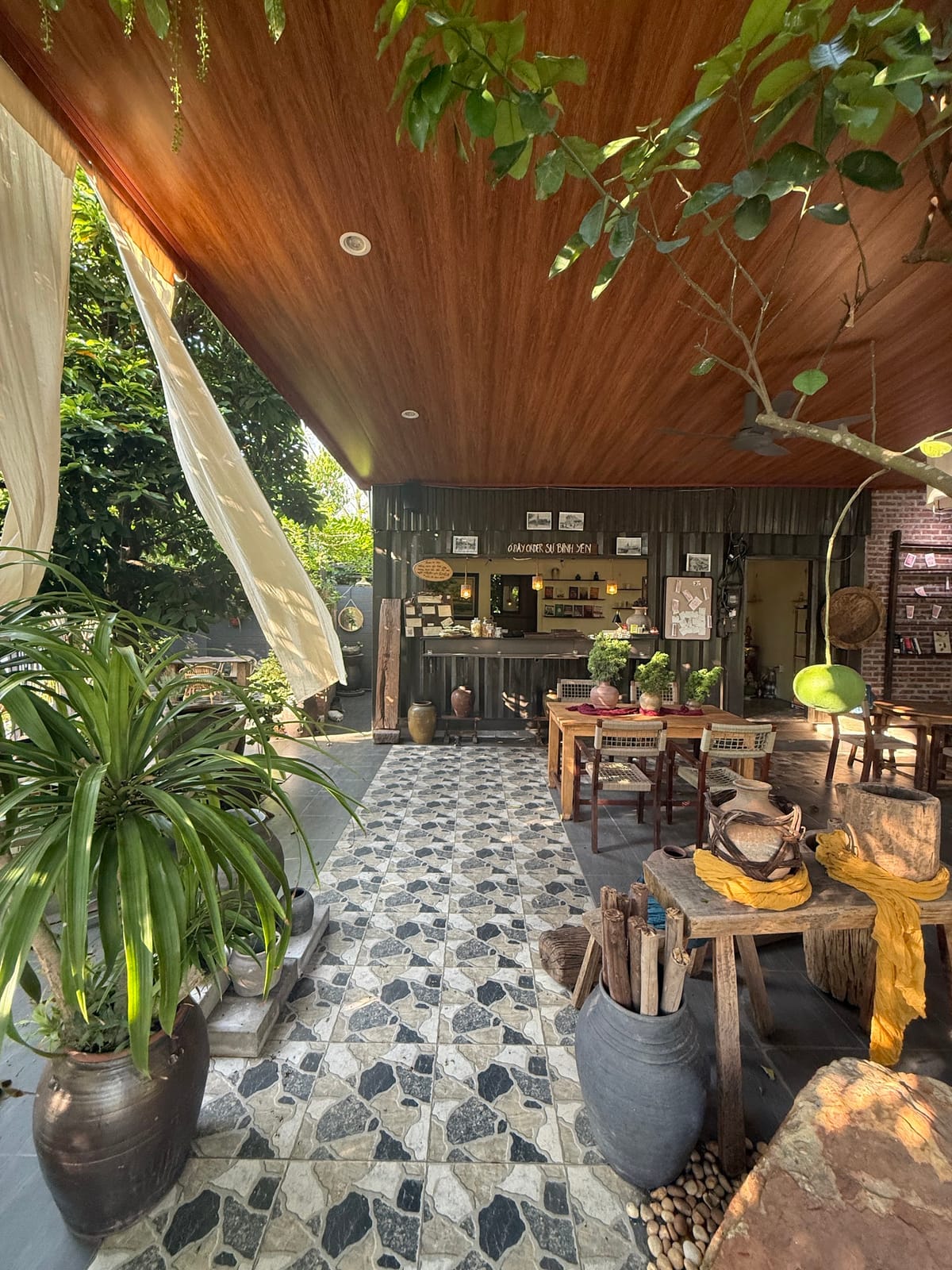 Mộc Nắng Cafe