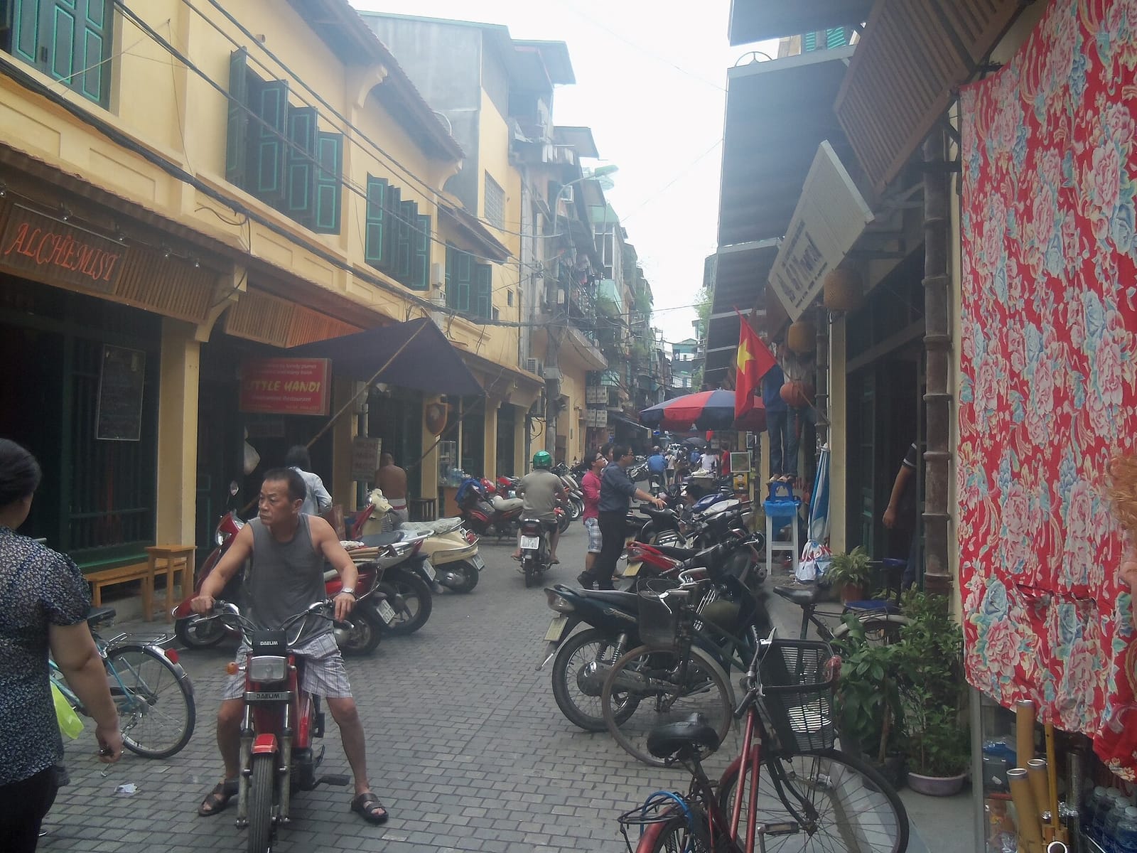 OLD CORNER COFFEE Best Egg Coffee & Coconut Coffee in Hanoi Old Quarter photo 4