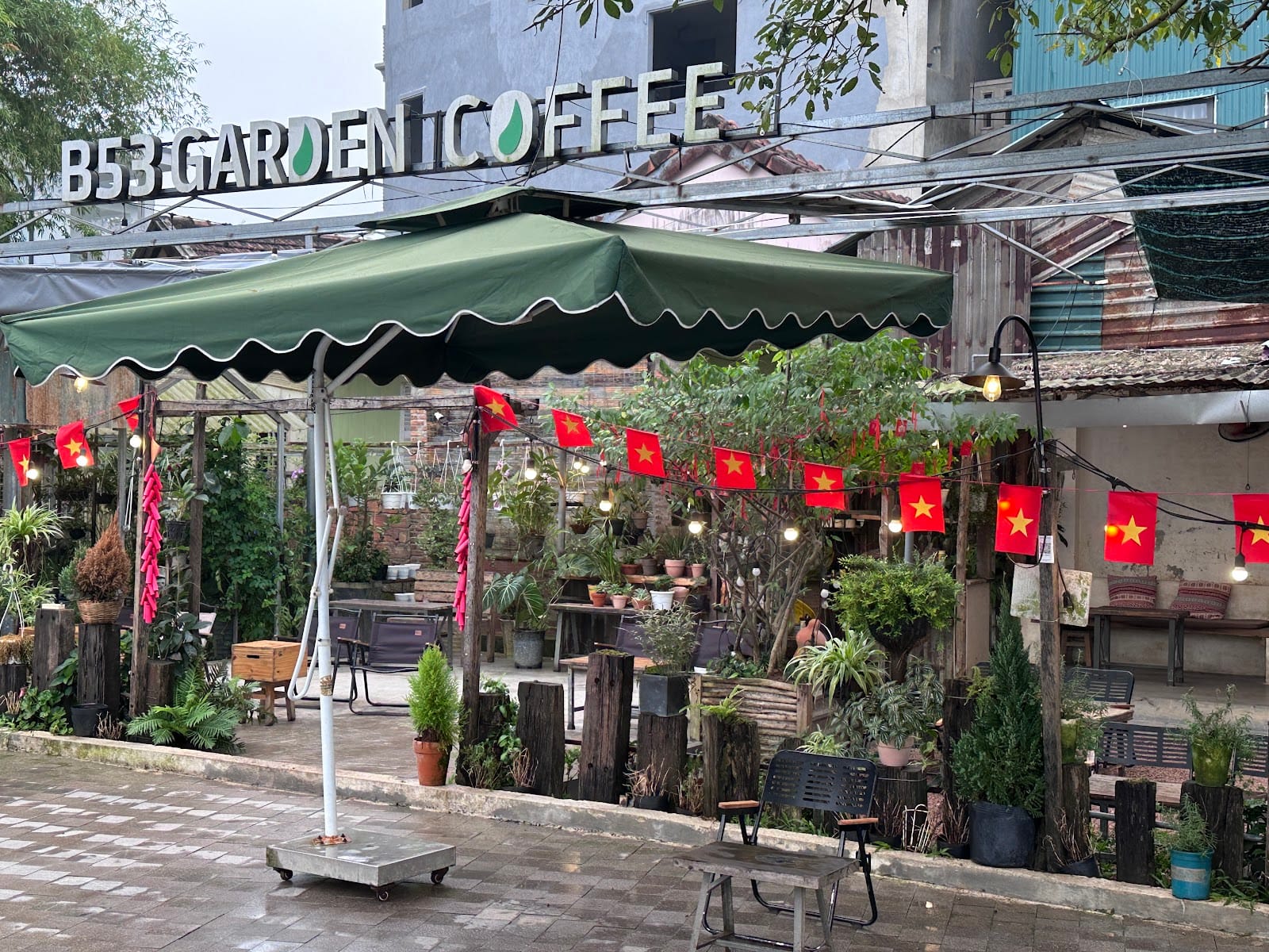 B53 Garden Coffee