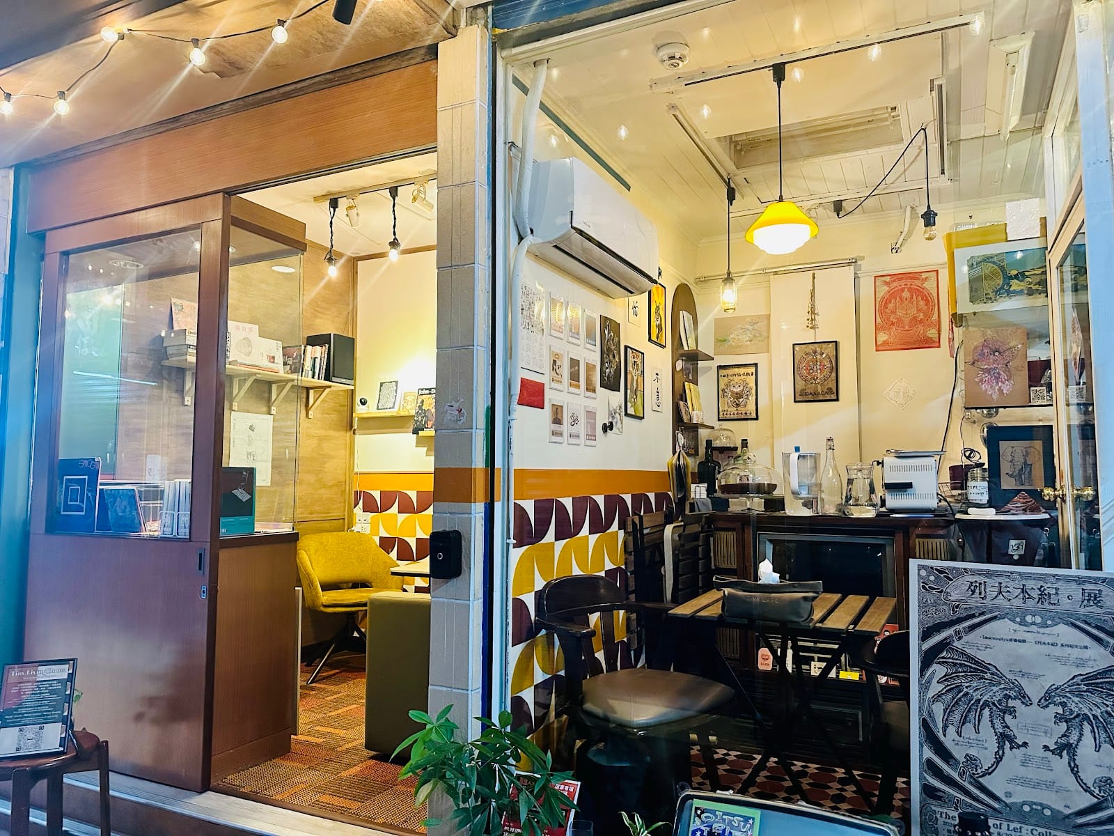 TINY CAFE 滴所在咖啡