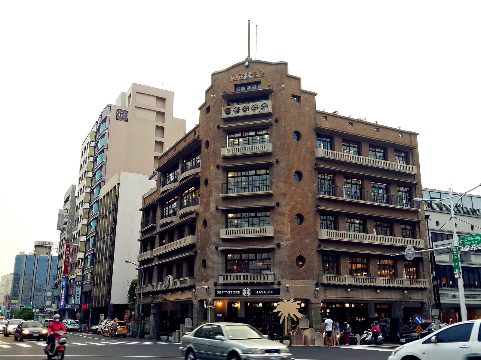ABG COFFEE 台南忠義店 photo 2