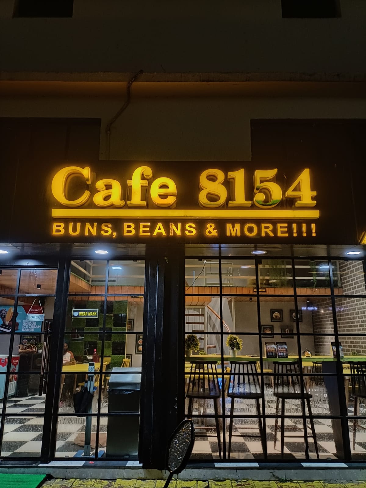 Cafe 8154