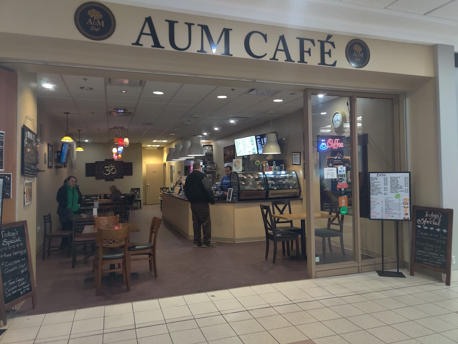 Aum Cafe