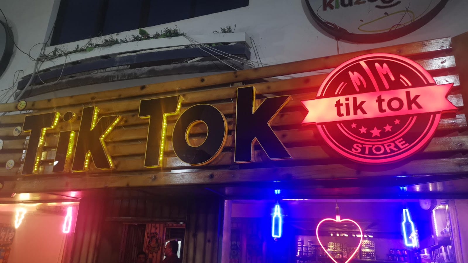 Til Tok