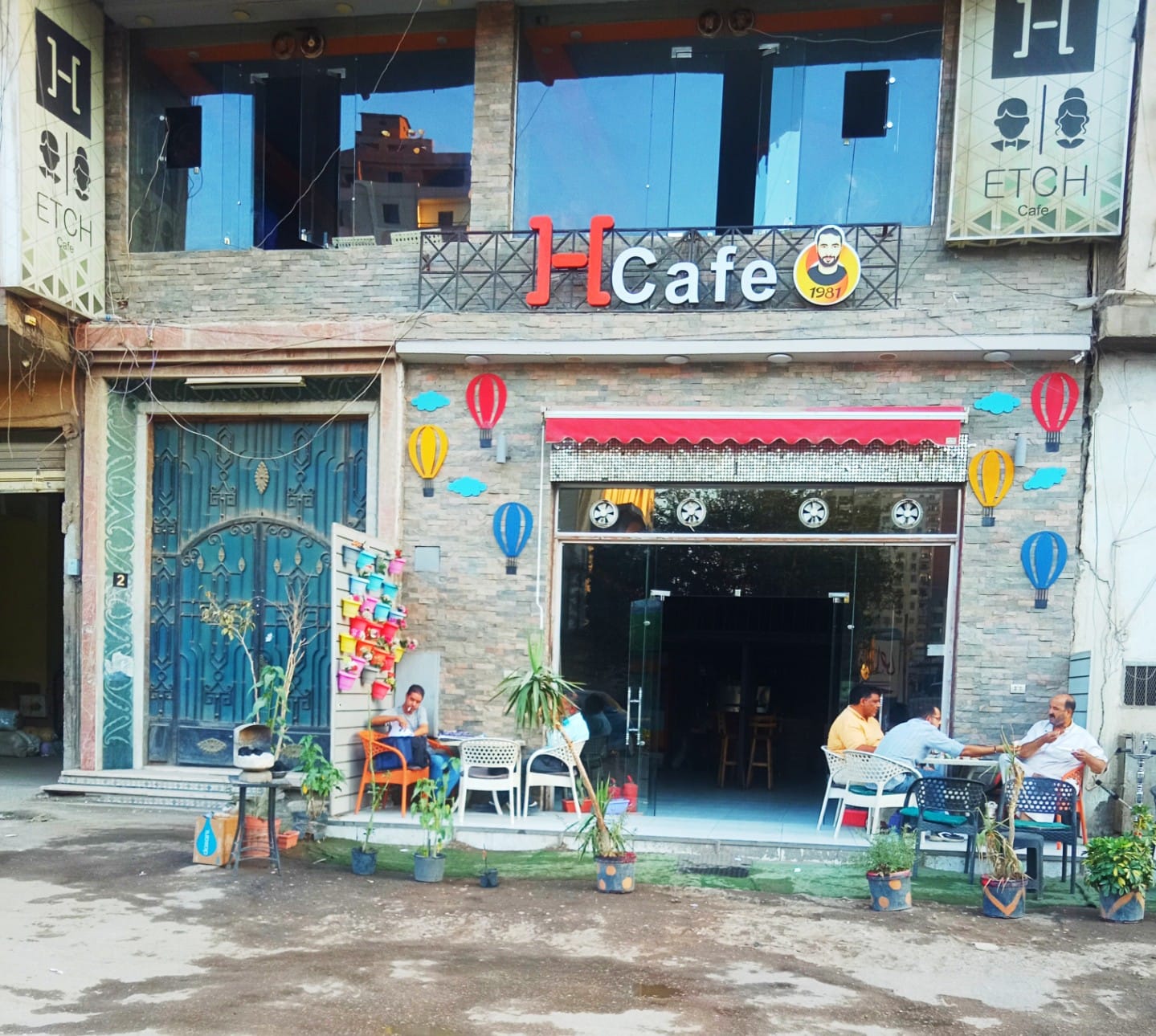 H cafe