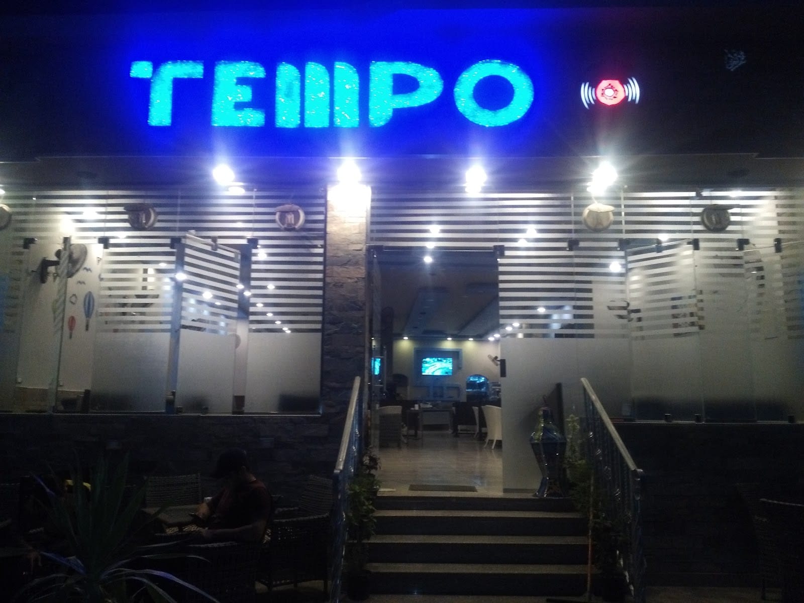 Tempo Cafe