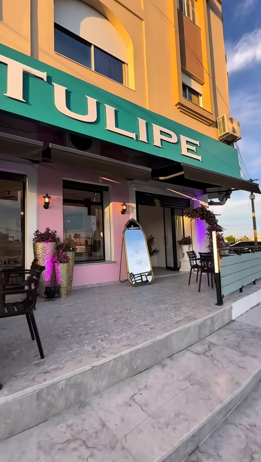 Tulipe café