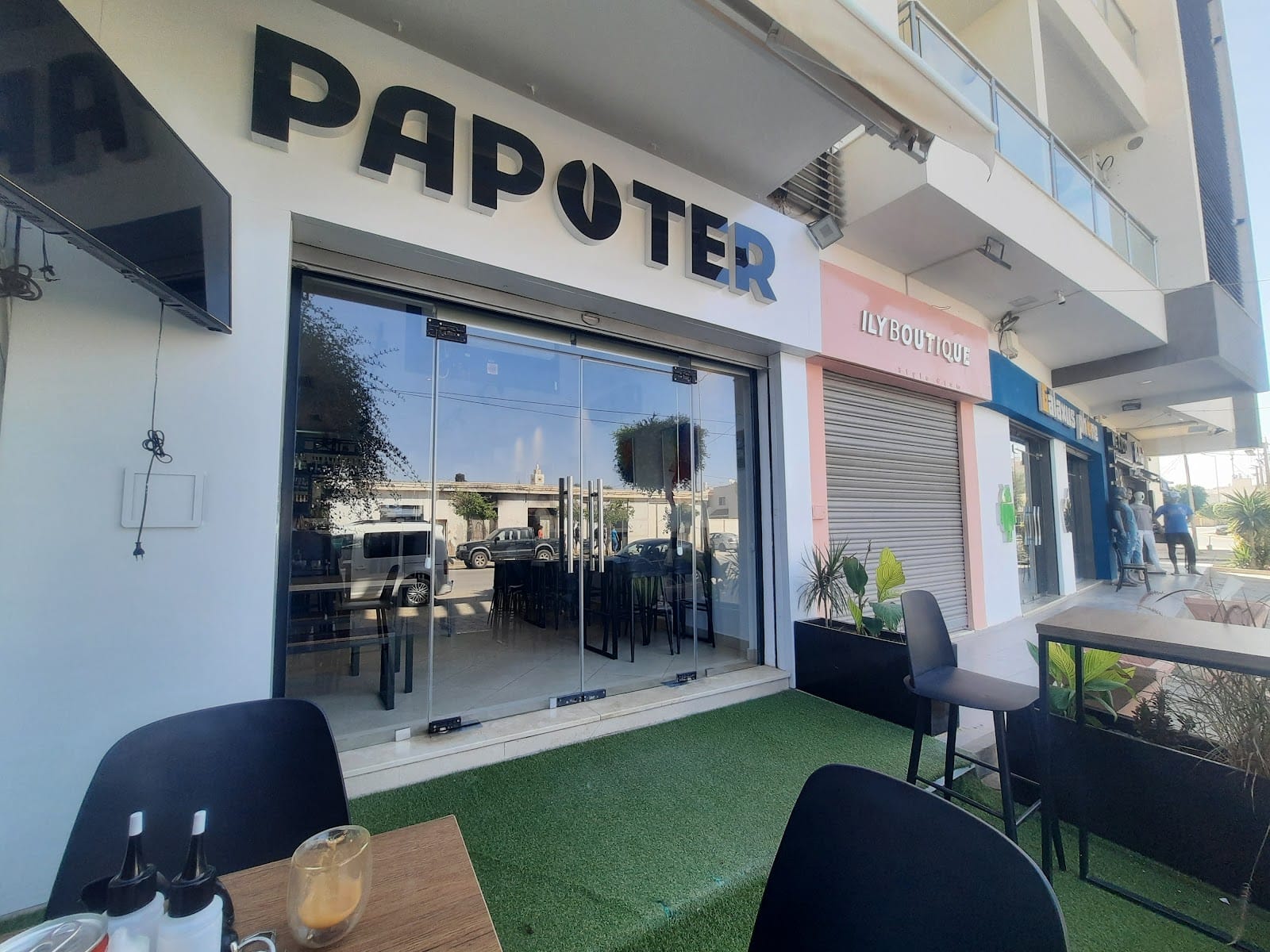 Papoter Coffee Shop