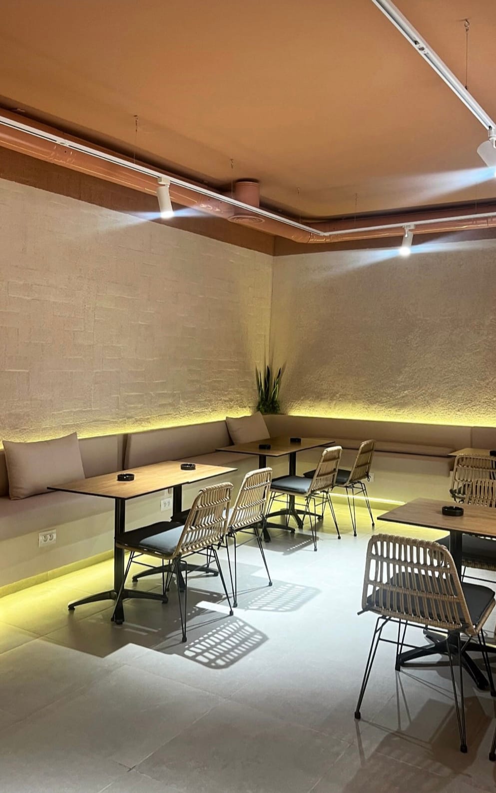 Alba coffeeshop
