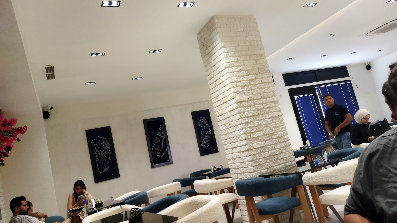 Santorini coffee lounge