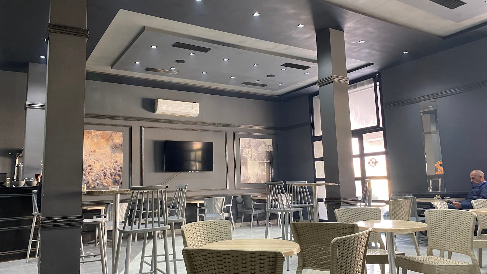 Café Moon