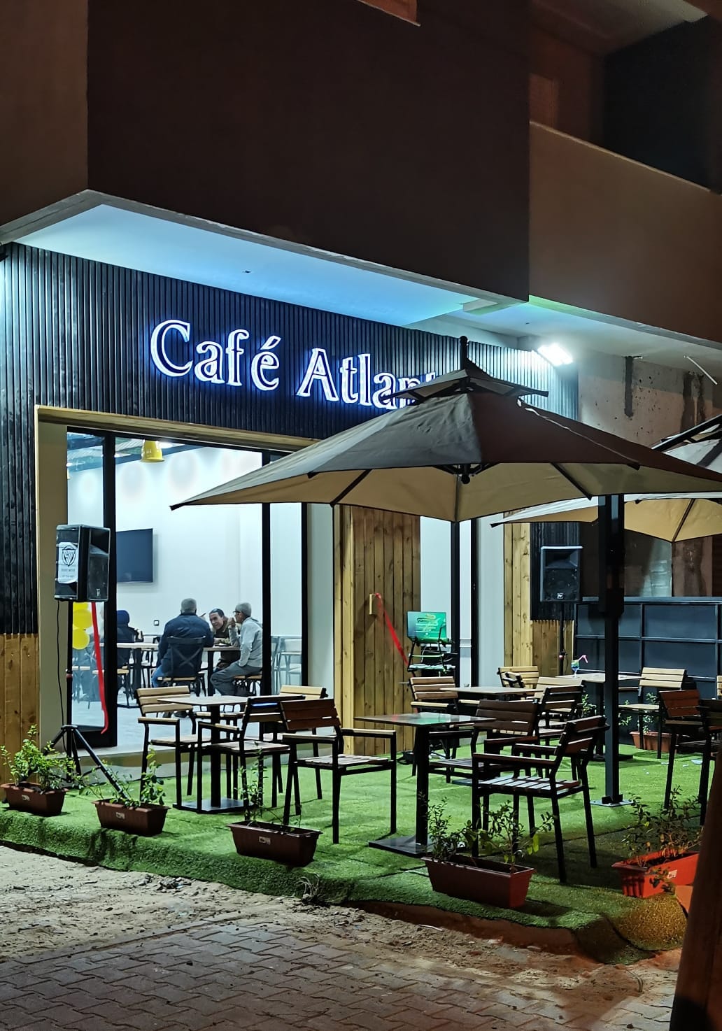 Café Atlantis