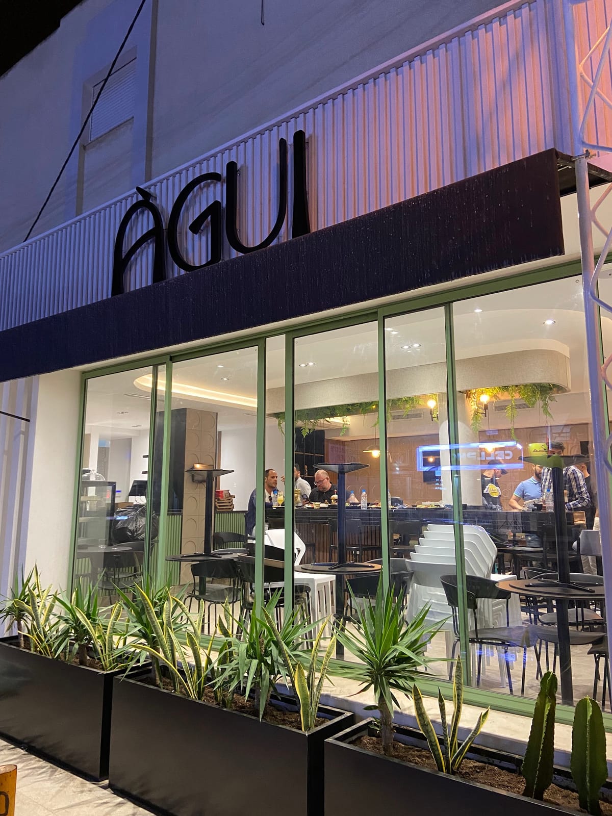 AGUI café bistro