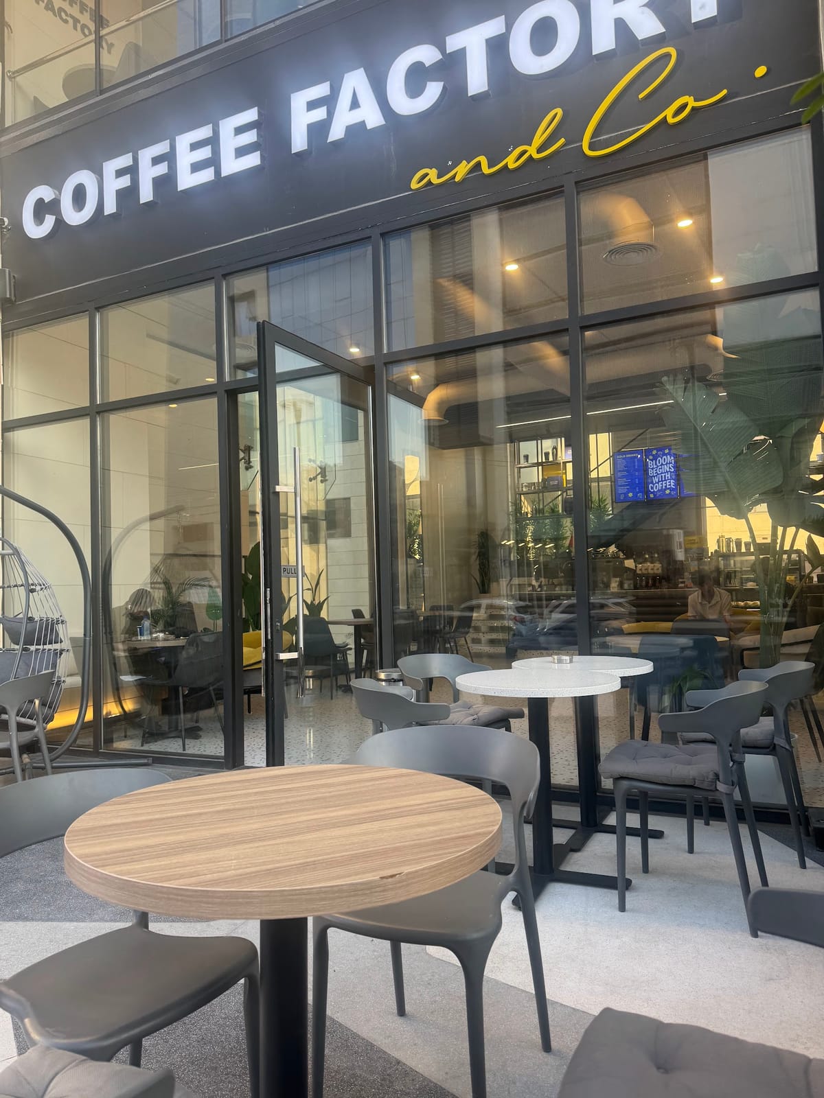 Coffee Factory & Co. - 7th Circle