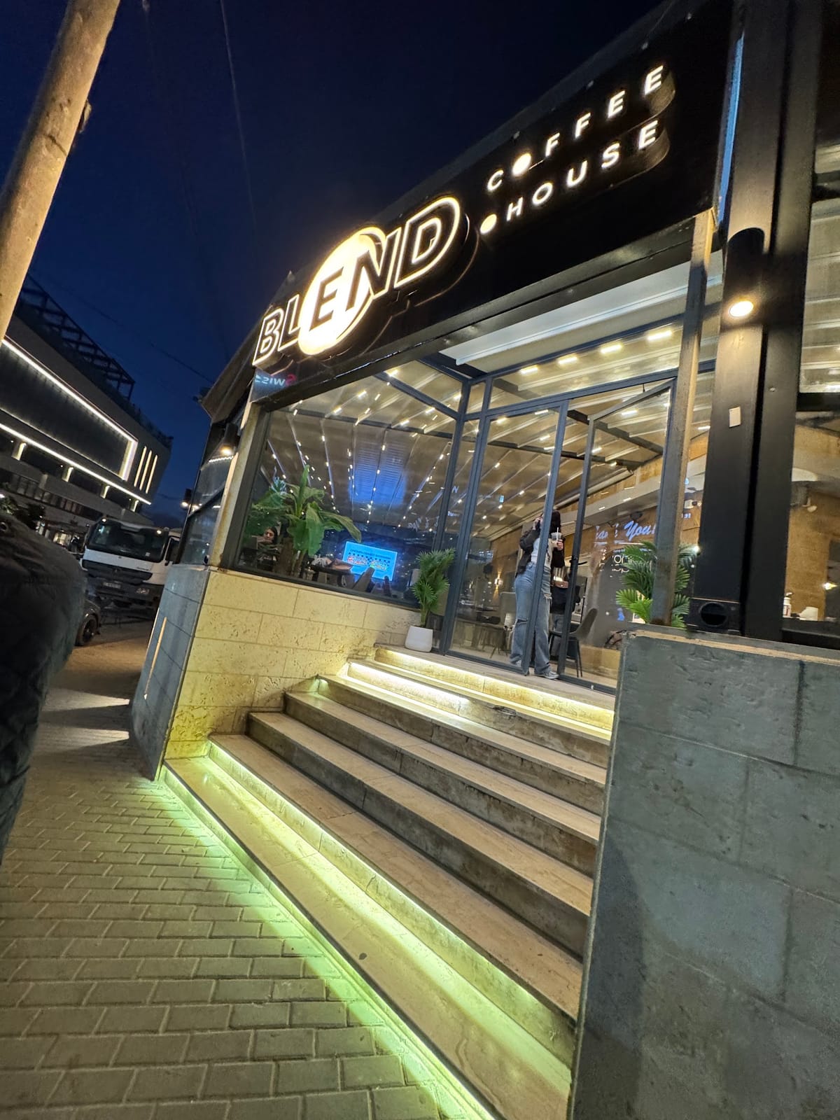 Blend Coffee House - Dahyet Al Amir Rashed