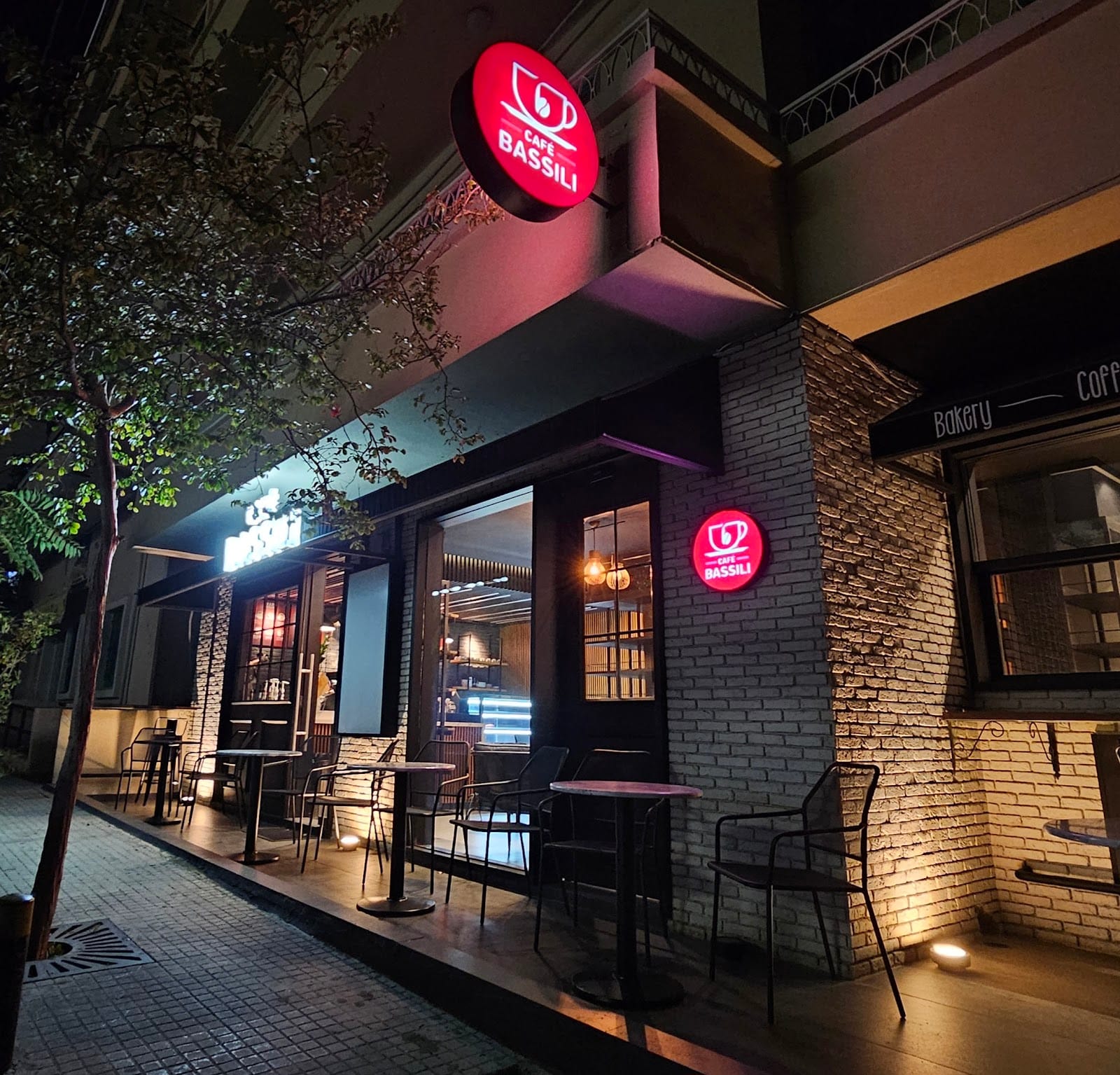 Café Bassili
