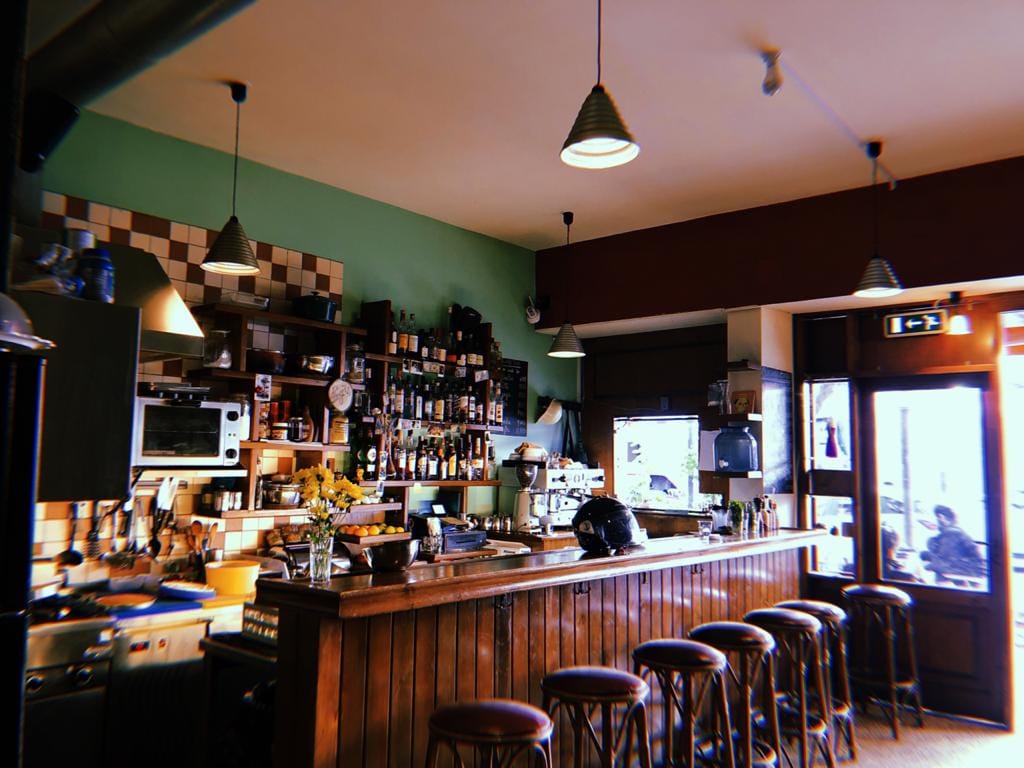 Roy's Public House