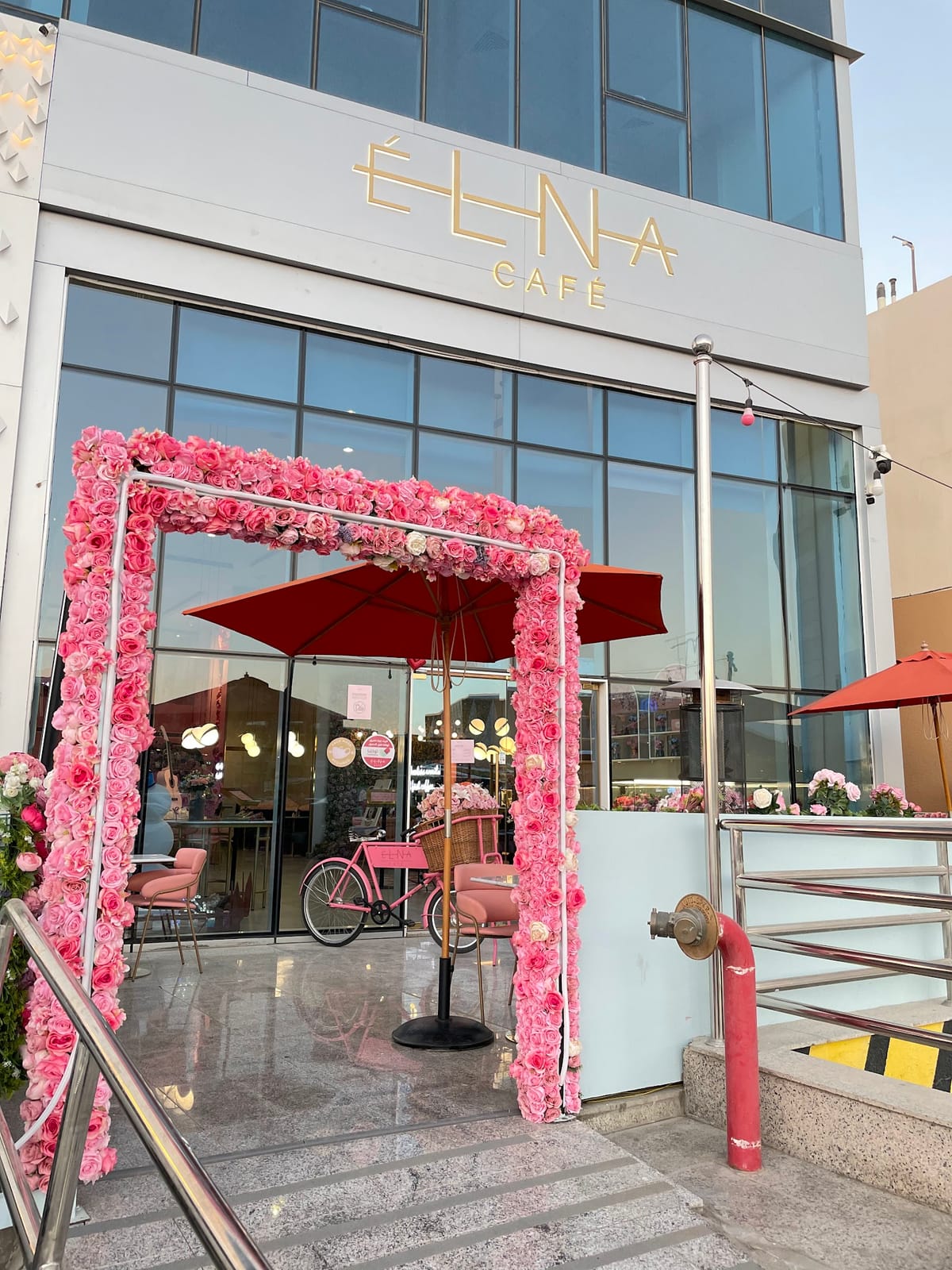 ELNA CAFE