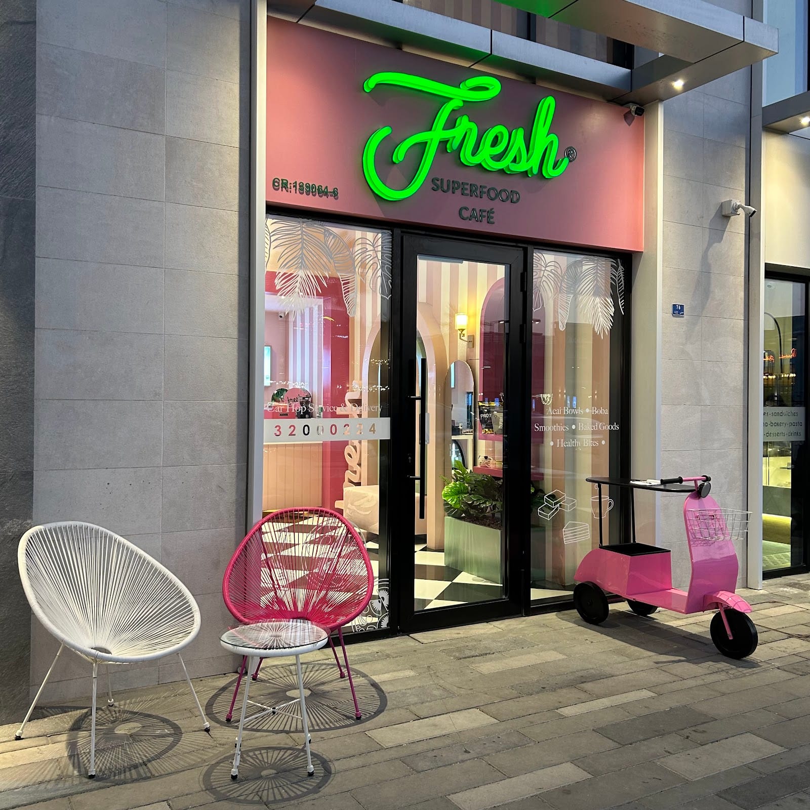 Fresh Superfood Cafe Amwaj