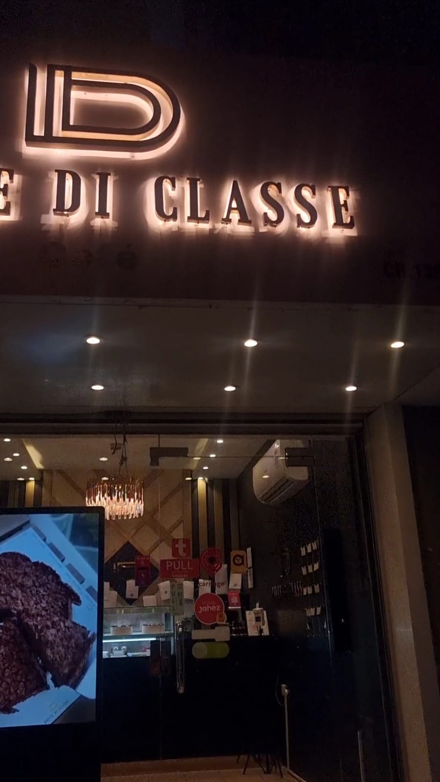 Dolce di classe cafe