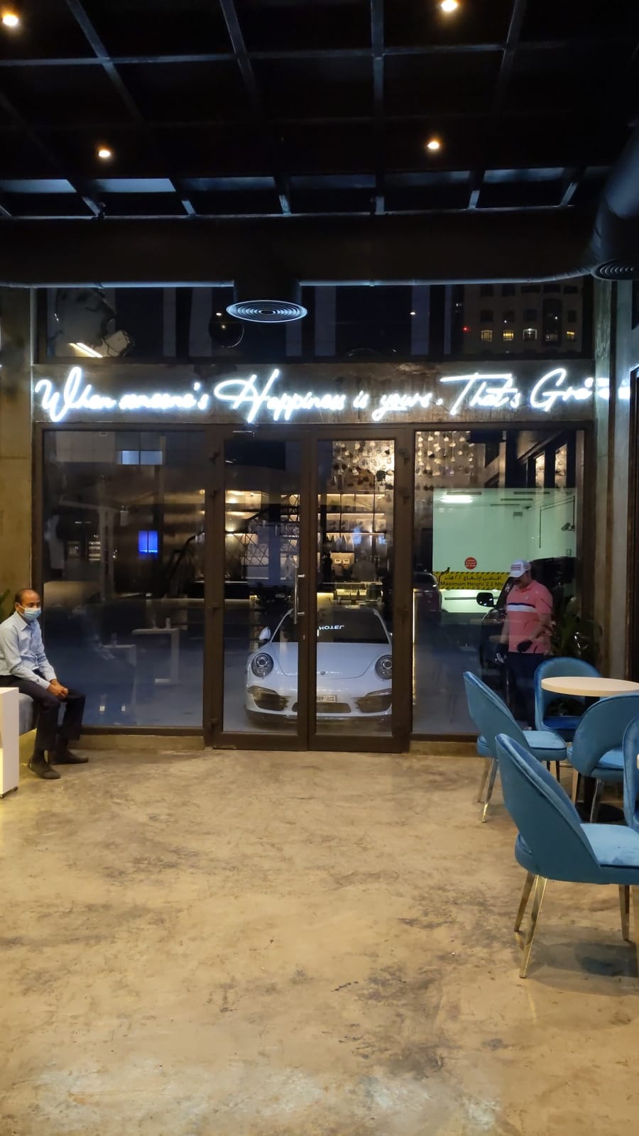Grå Café