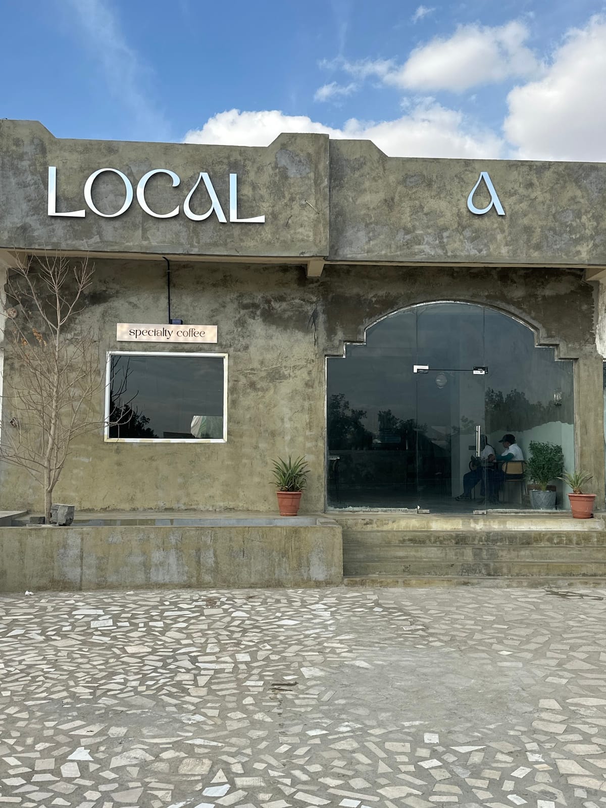 Local cafe - لوكل كافية