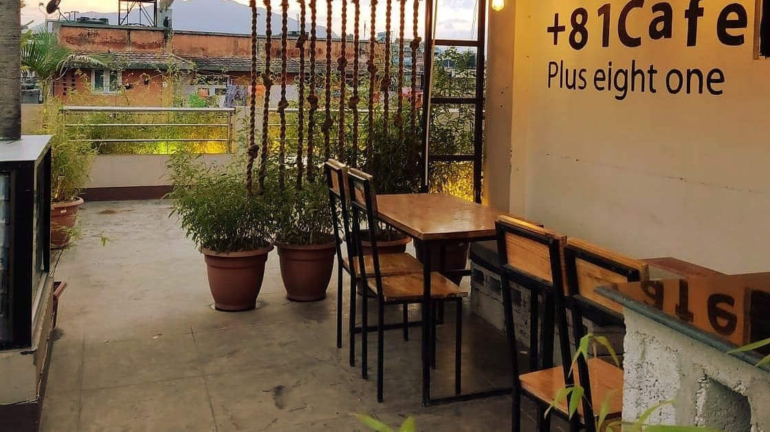 Plus eight one cafe