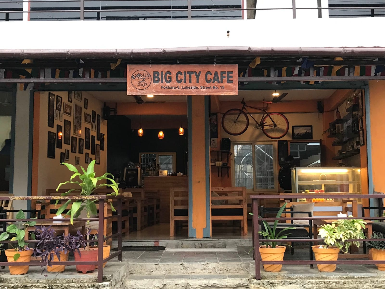 Big City Cafe & Bar