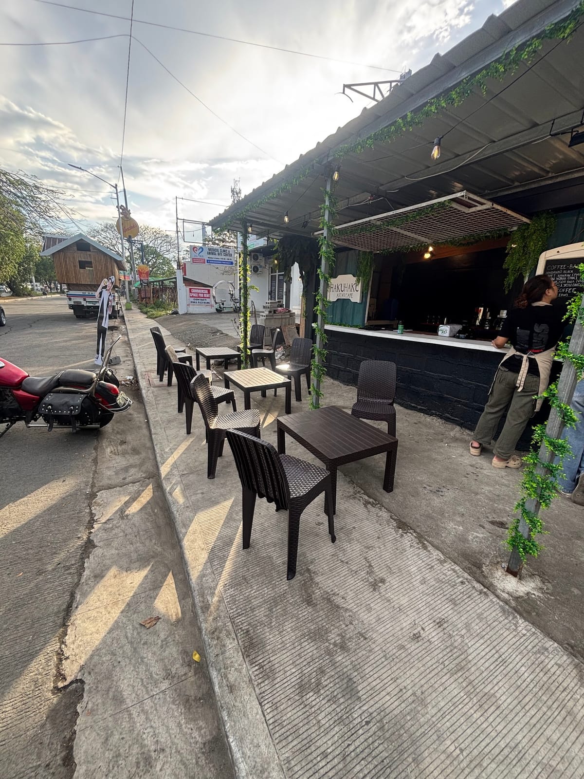 HAKU-HAKU Cafe