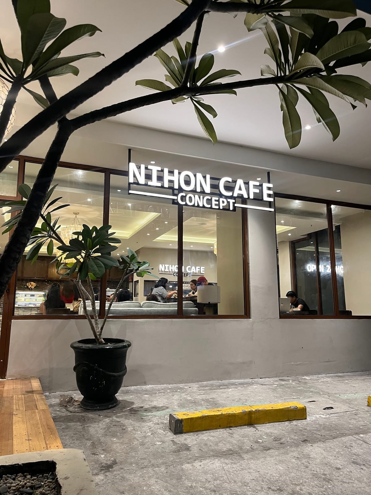 Nihon Cafe - Concept
