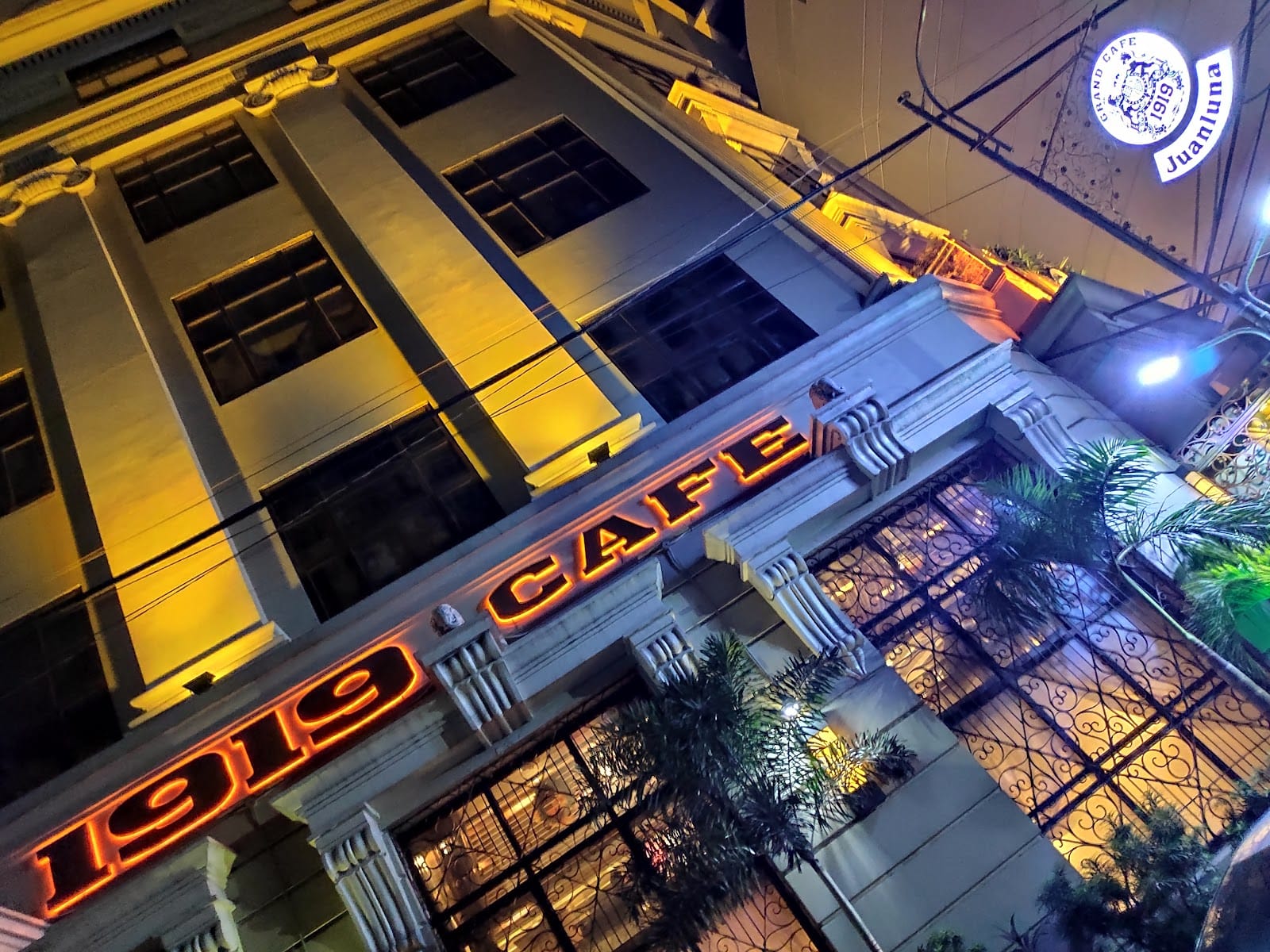 1919 Grand Cafe