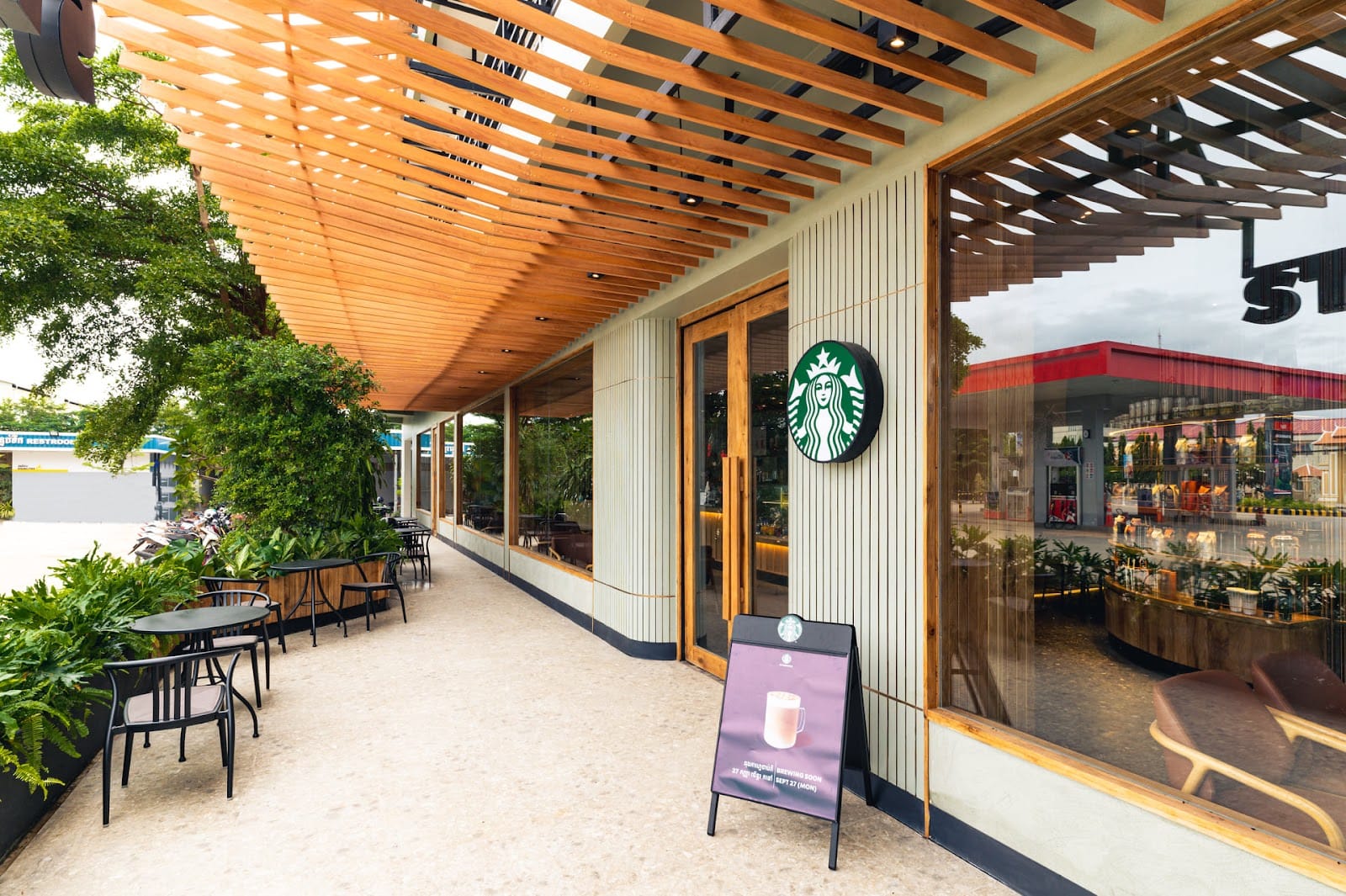 Starbucks Cafe