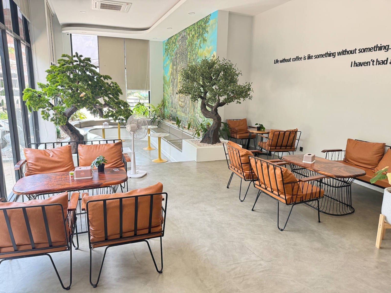 Tropical Café