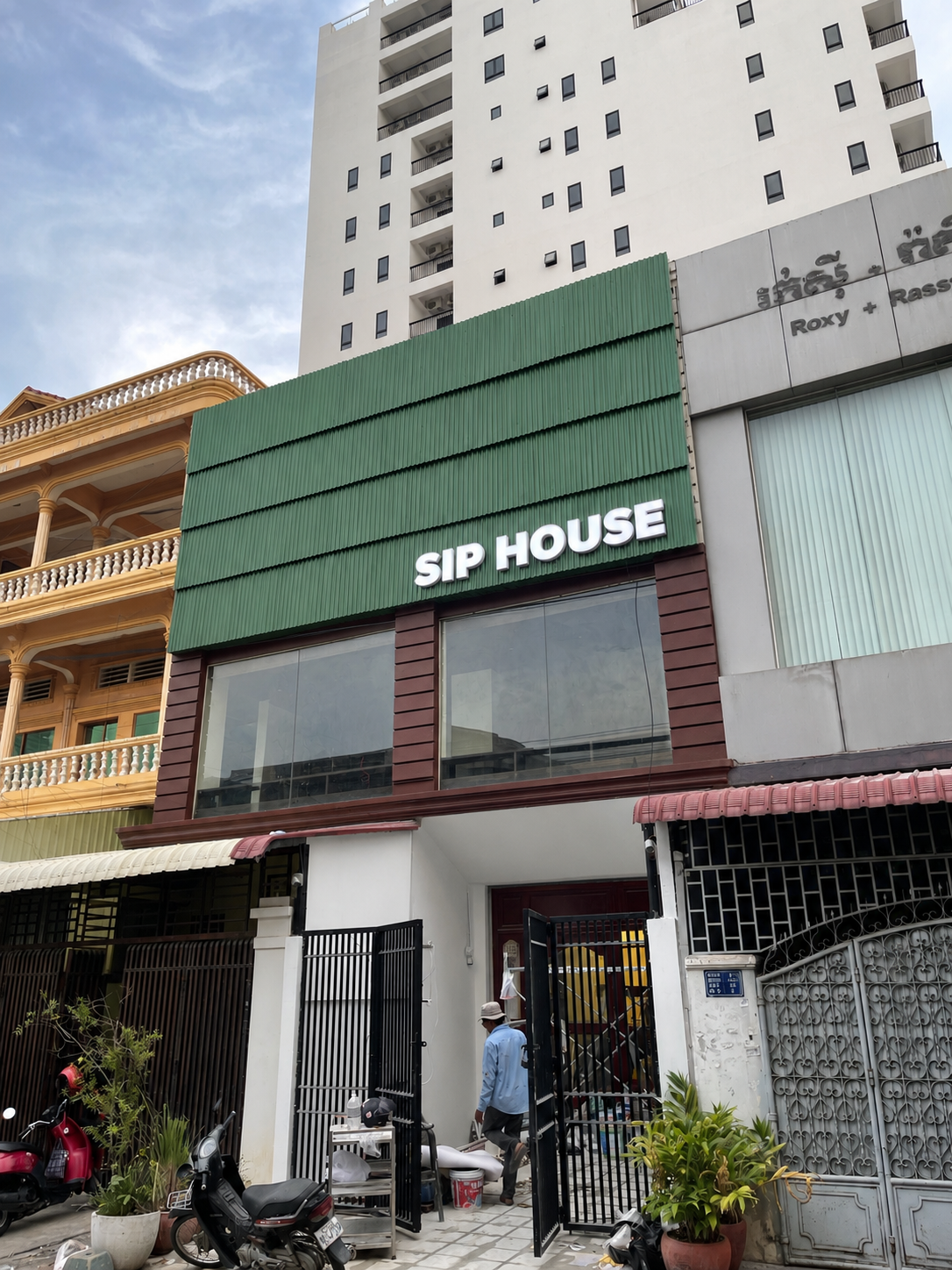 Sip House - Matcha & Coffee (Toul Tompoung)