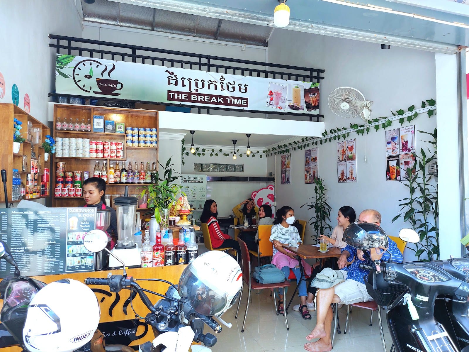 The Break Time Tea & Coffee Shop