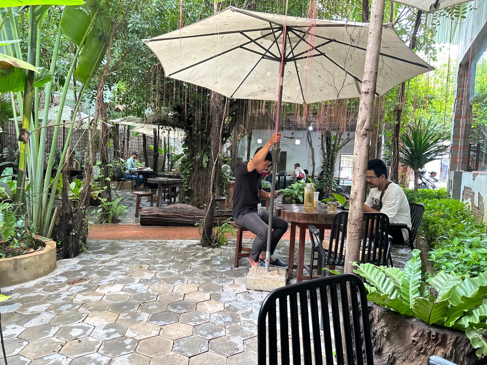 UR Cafe