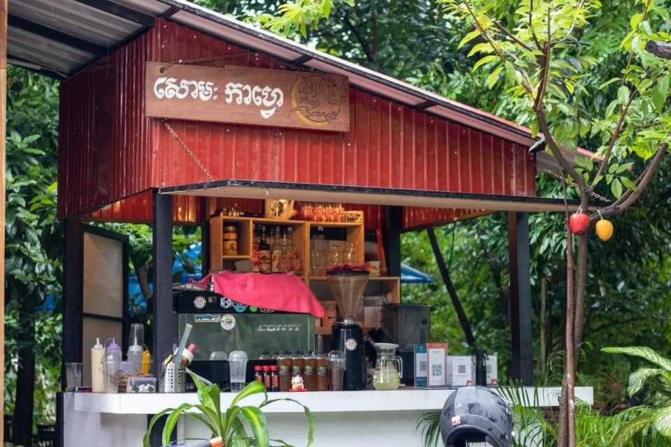 Tiem Lota Café