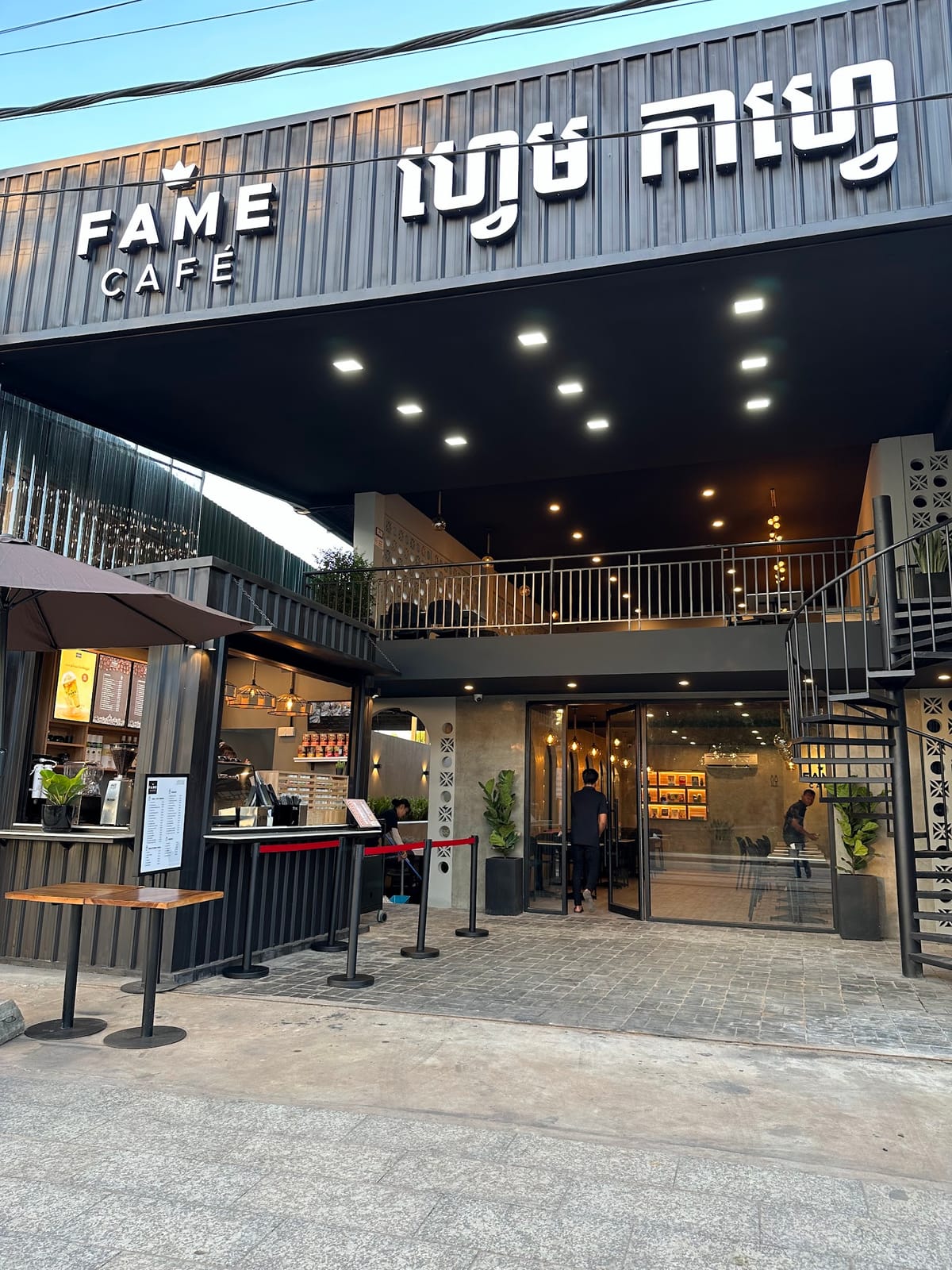 Fame Cafe Riverside
