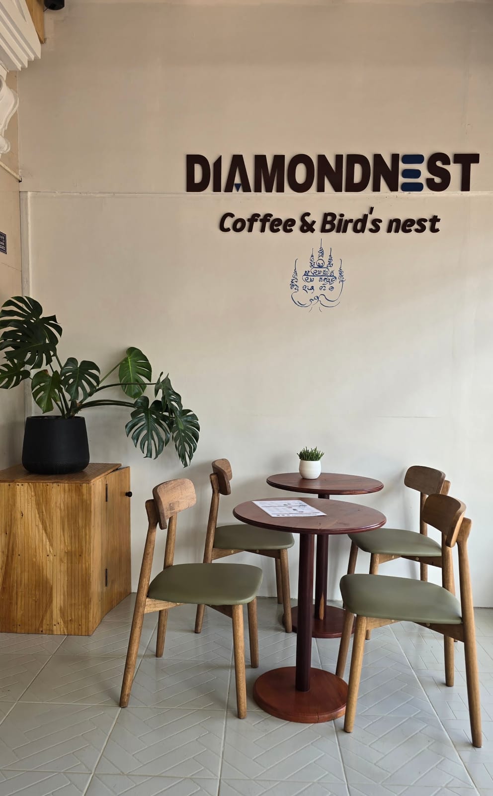 Diamondnest Coffee & Bird's Nest